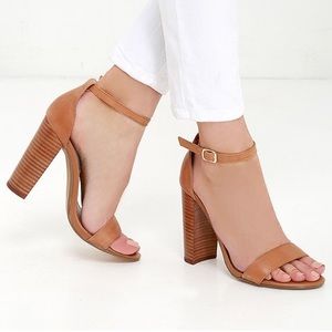 Steve Madden Carrson Block Heeled Sandals NWOT